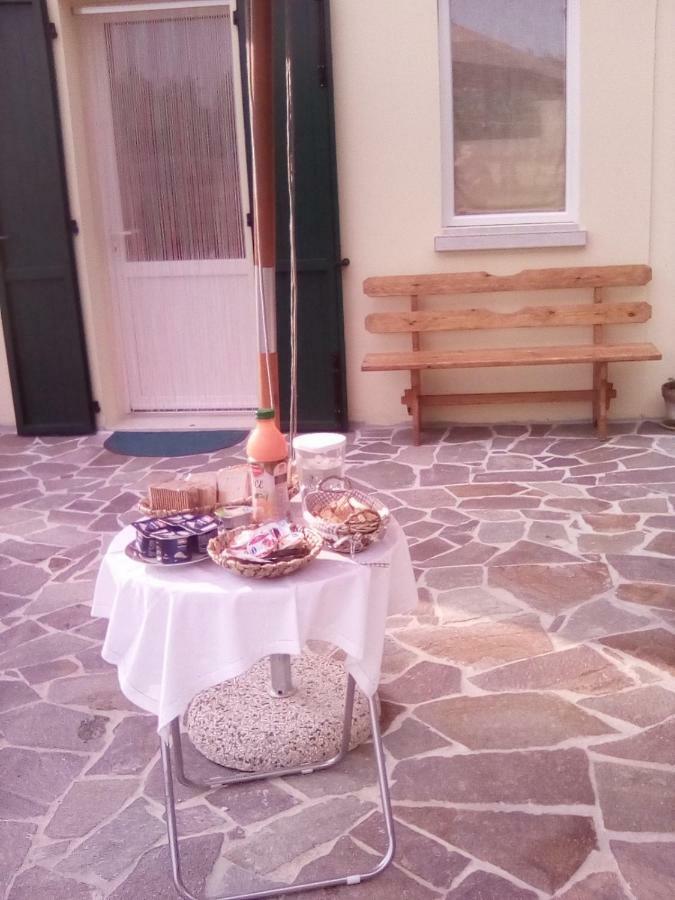 Отель Borgo Tarapino Феррара Экстерьер фото
